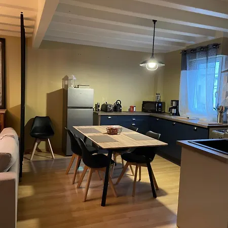 Le Maine N 5 - Angouleme - Tilleul 住宿加早餐酒店 Fleac